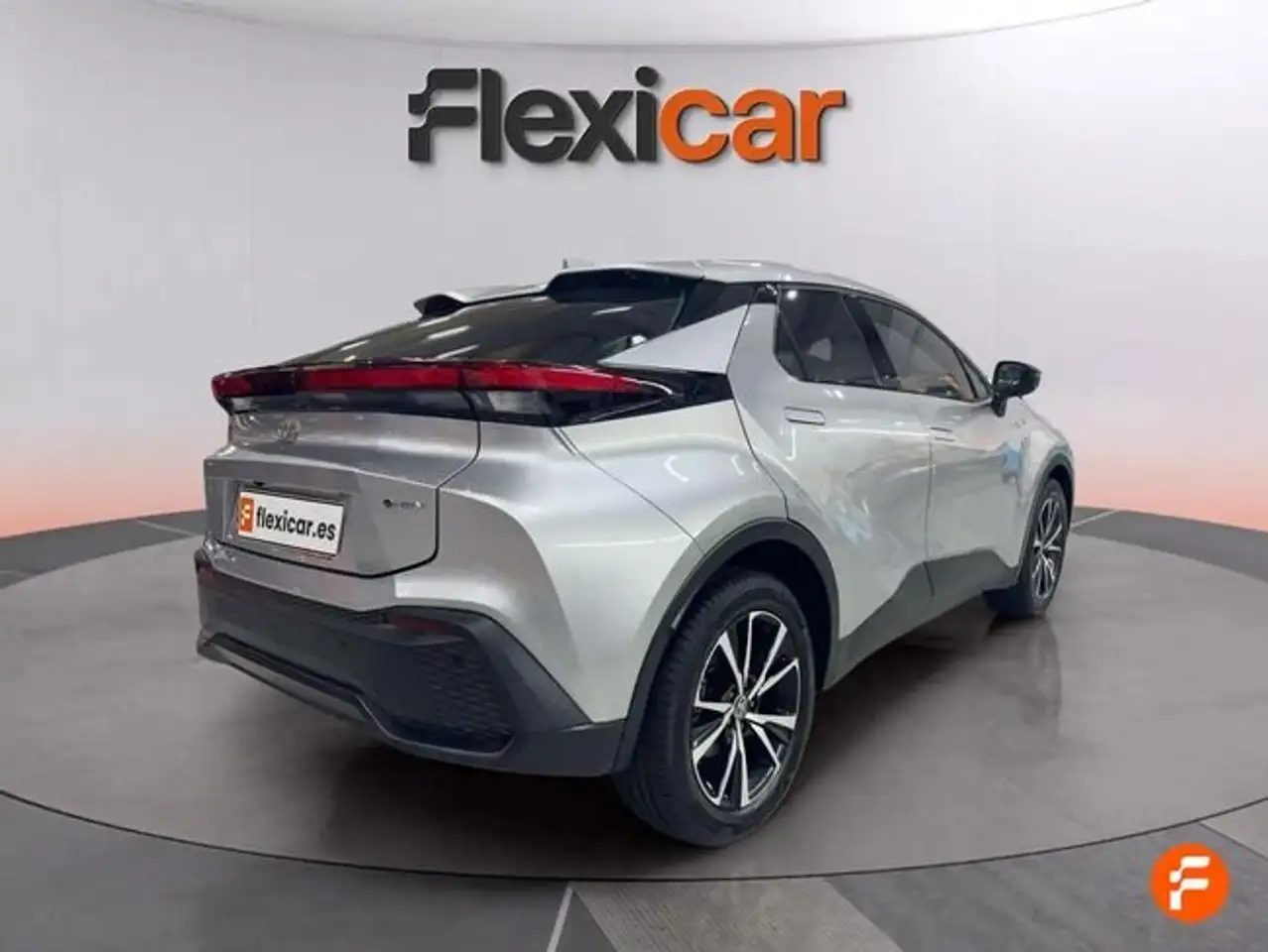 Toyota C-HR 140H Advance — Vehicle gallery 8