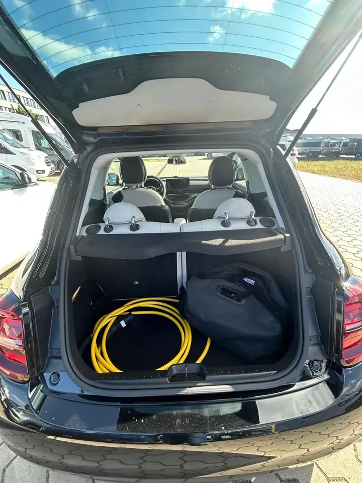 Fiat 500e 3+1 La Prima by Bocelli — معرض صور السيارة 10