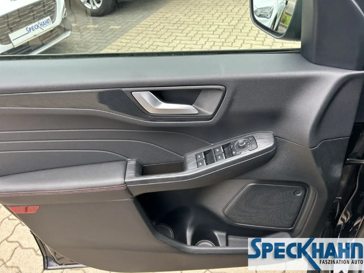 Ford Kuga Plug-In Hybrid ST-Line 2.5 Duratec -PHEV EU6d — معرض صور السيارة 20