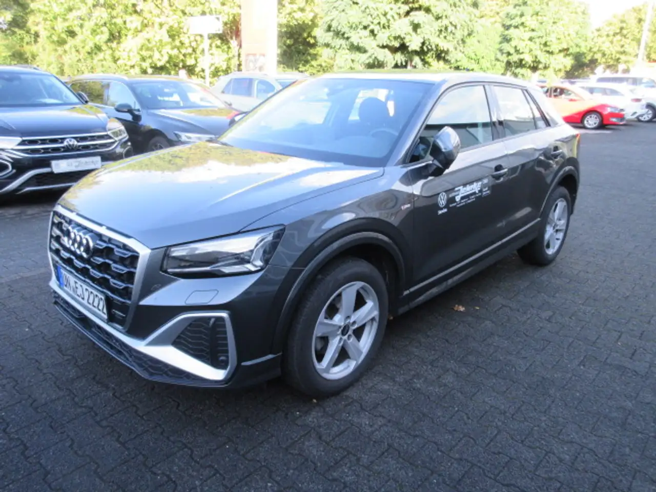 Audi Q2 S line 1.5 S tronic MATRIX LED KAMERA ALU APS SITZHEIZUNG CLIMATRONIC — معرض صور السيارة 4