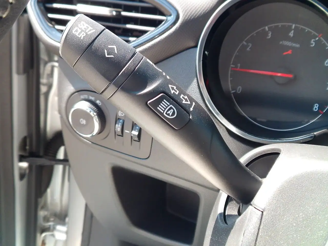 Opel Crossland X Crossland 1.2T Enjoy PDC+Kam SHZ LHZ Navi Pro — Galerie du véhicule 16