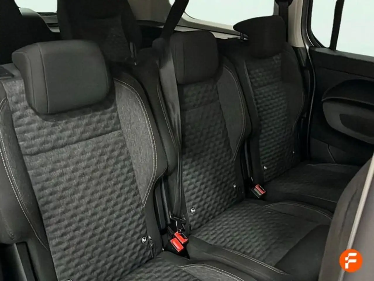 Peugeot Rifter GT BlueHDi 130 EAT8 Standard — Galería del vehículo 18