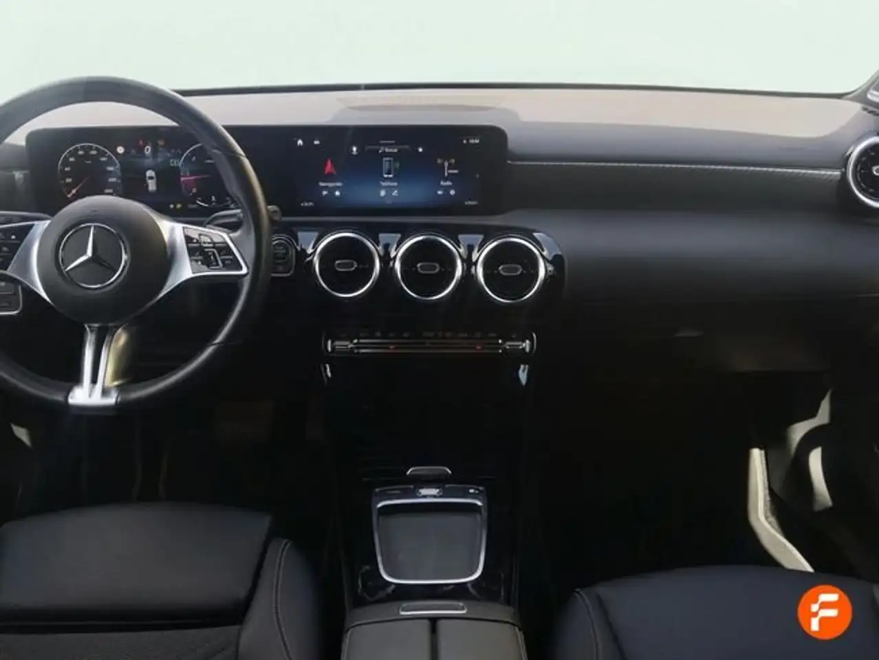 Mercedes-Benz A 200 d — معرض صور السيارة 11