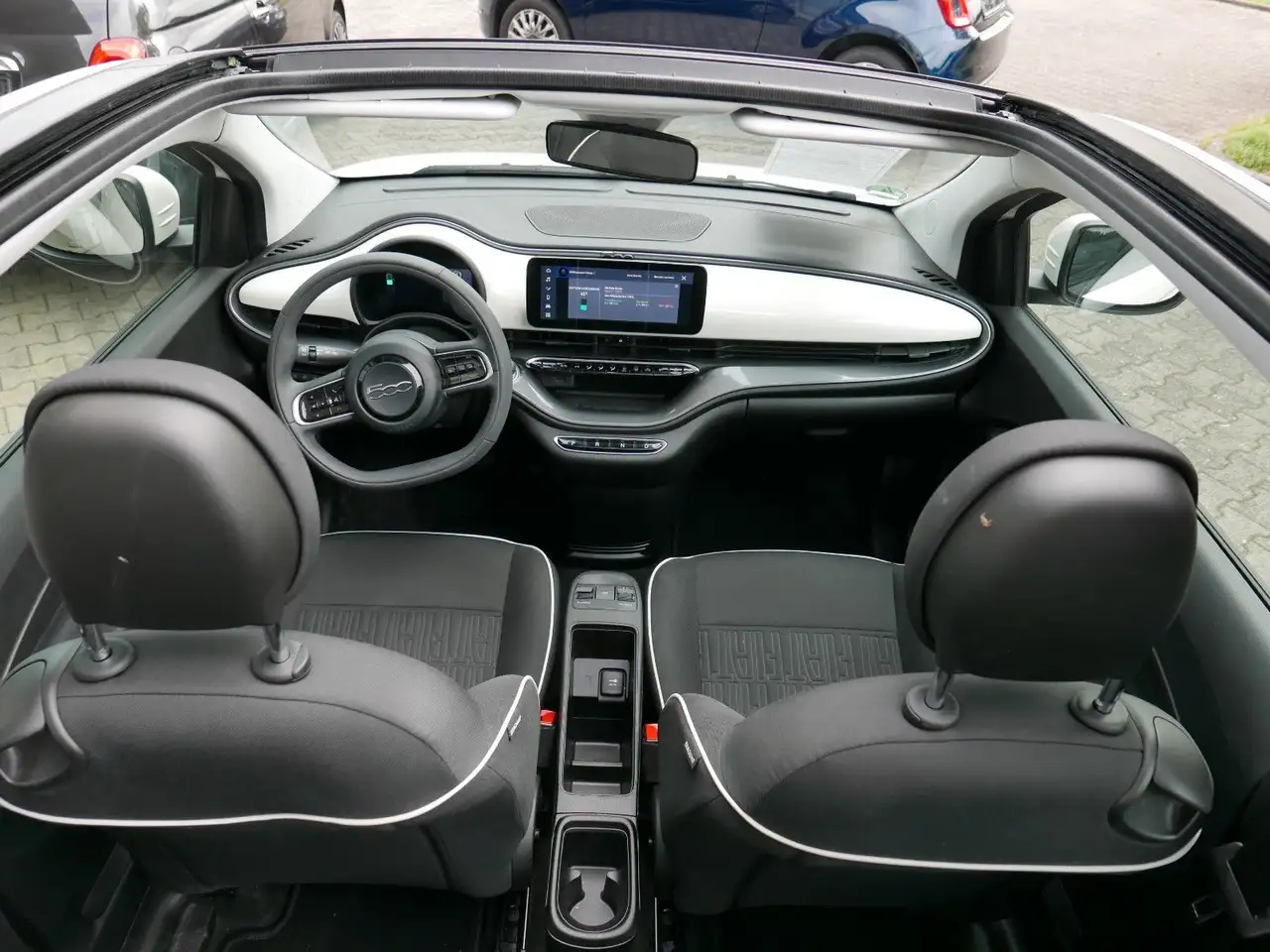 Fiat 500e Cabrio 42 kWh — معرض صور السيارة 7