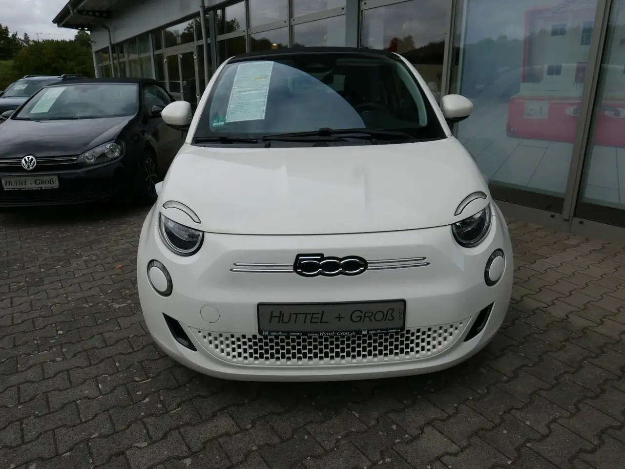 Fiat 500e Cabrio 42 kWh — معرض صور السيارة 3