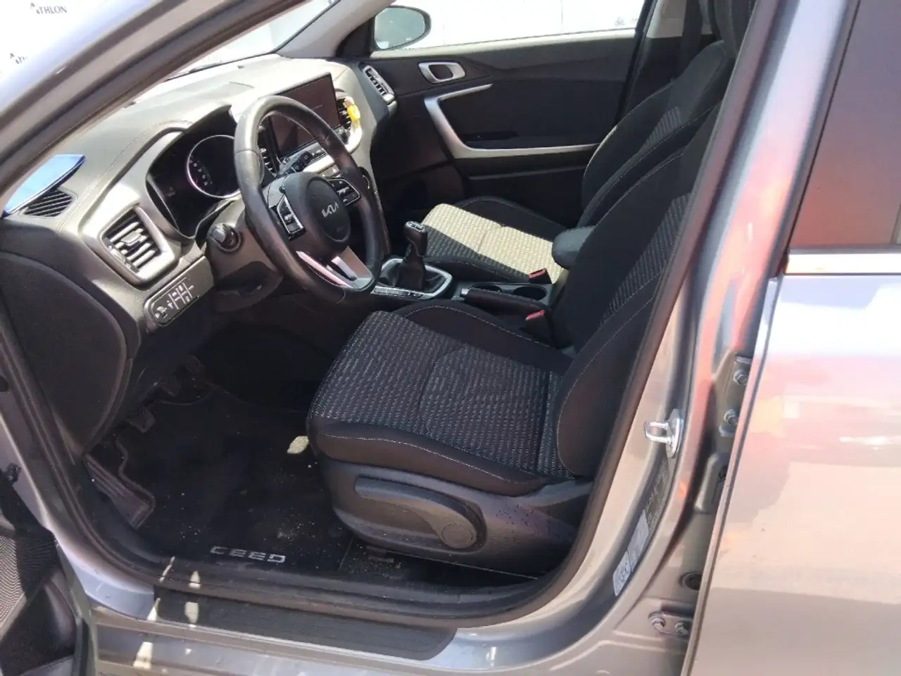 Kia Ceed / cee'd 1.0 T-GDI Drive 100 — Galerie du véhicule 4