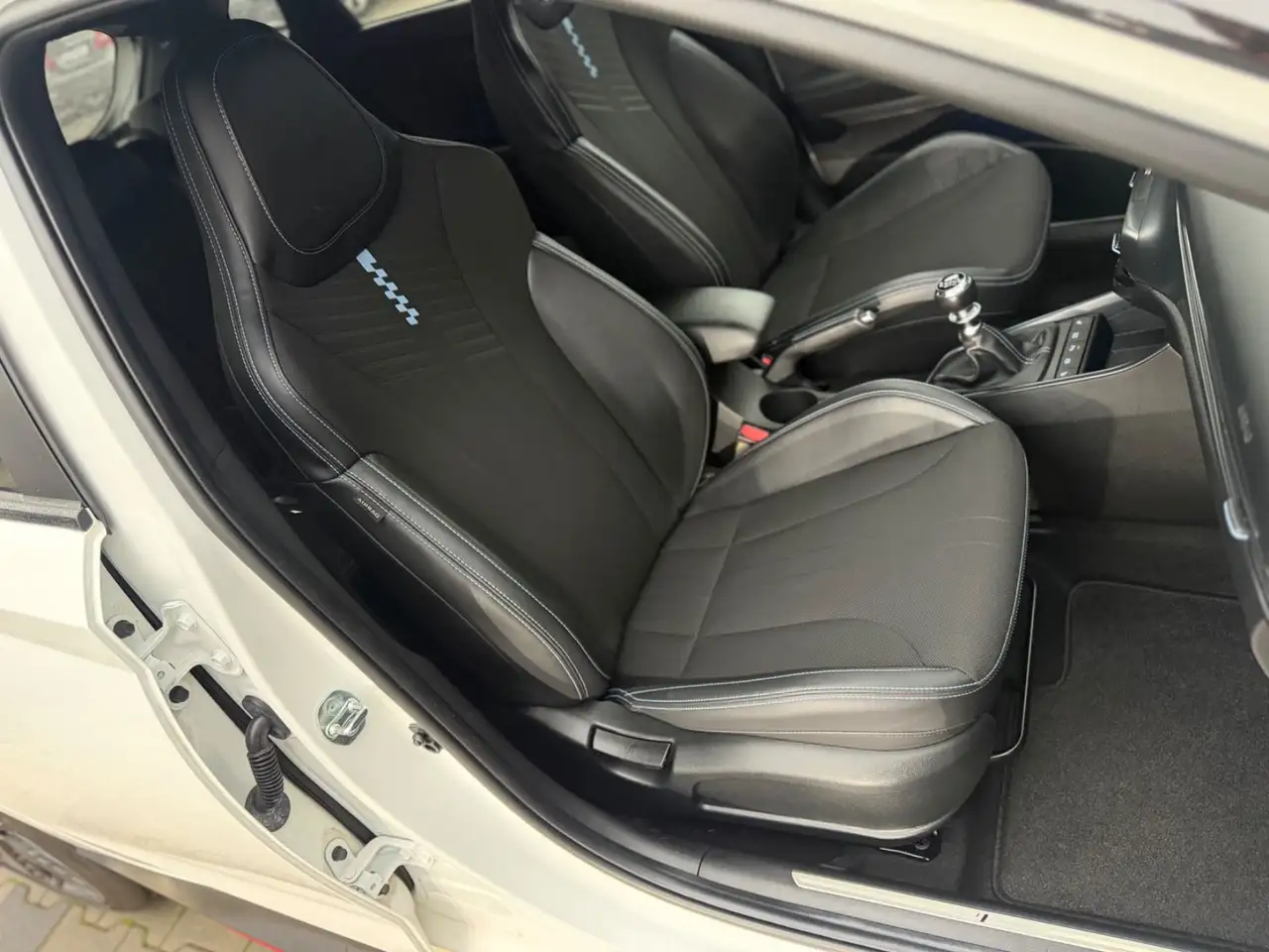 Hyundai i20 N Performance Digital Cockpit Bose LED 18"LM — معرض صور السيارة 15