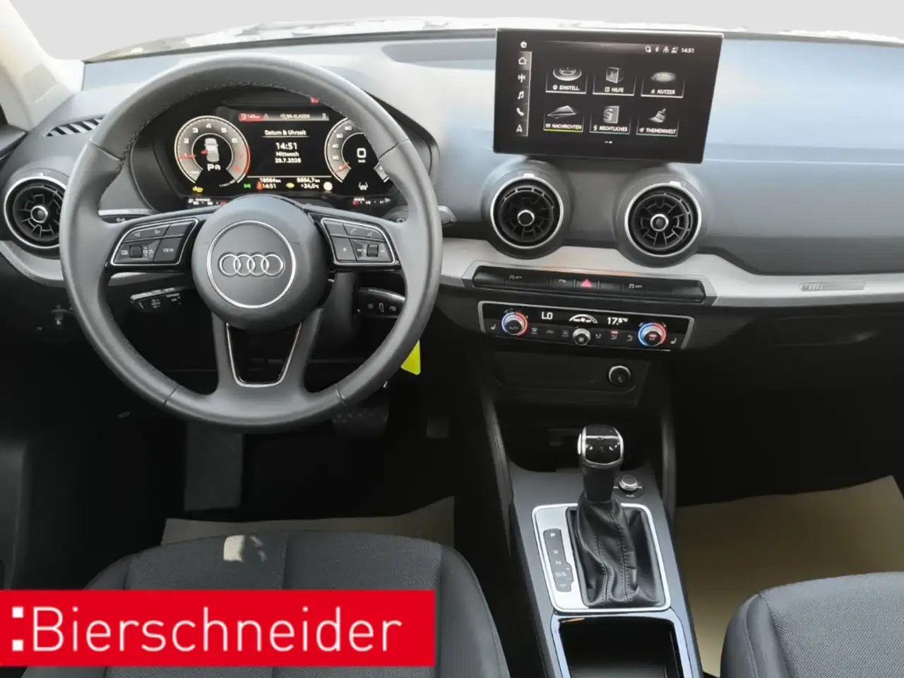 Audi Q2 35 TFSI advanced LED RFK PDC — Vehicle gallery 17