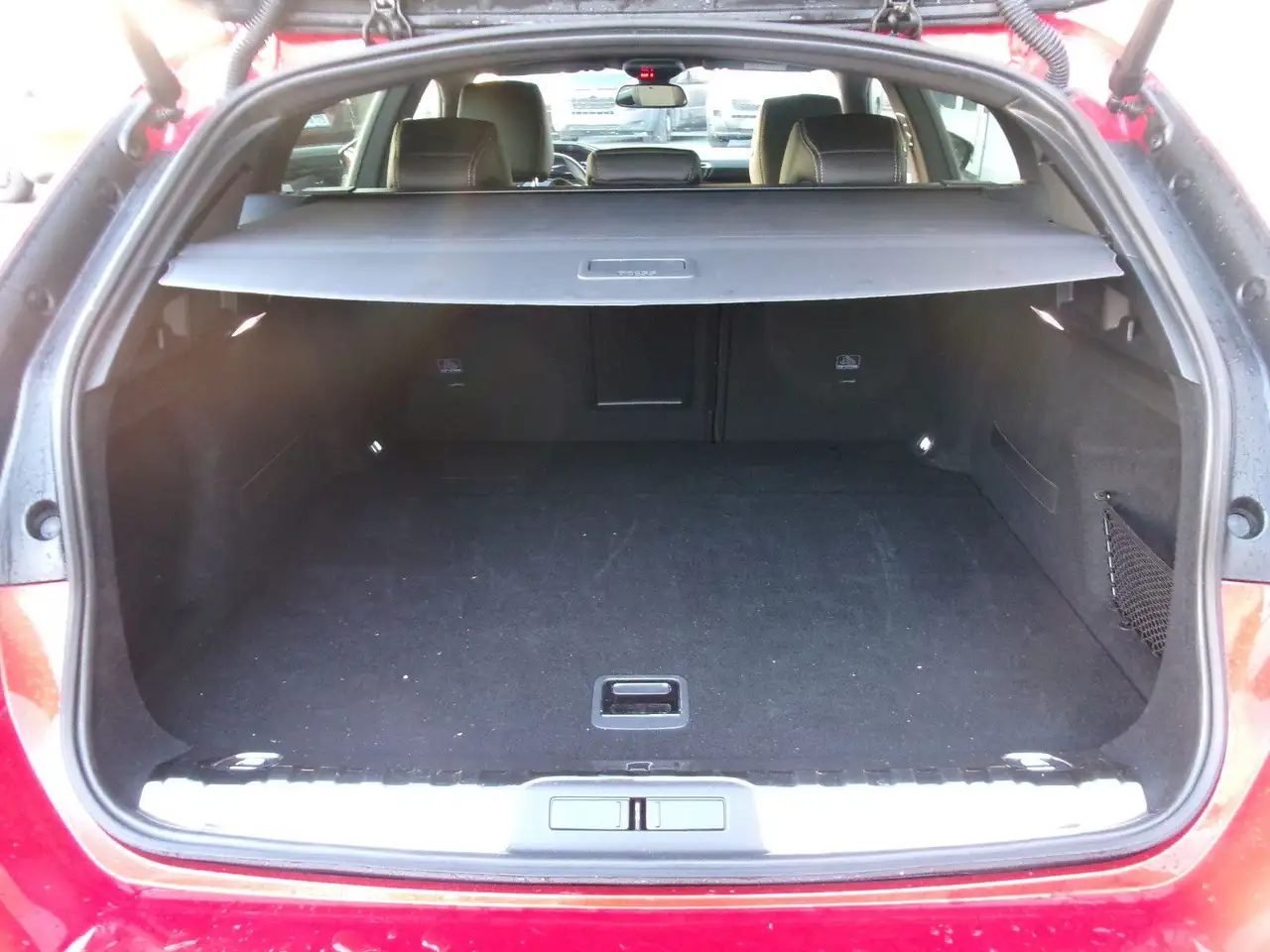 Peugeot 508 SW Allure PT 130 EAT8*el.Heckklappe*SHZ*ACC* — Galerie du véhicule 15