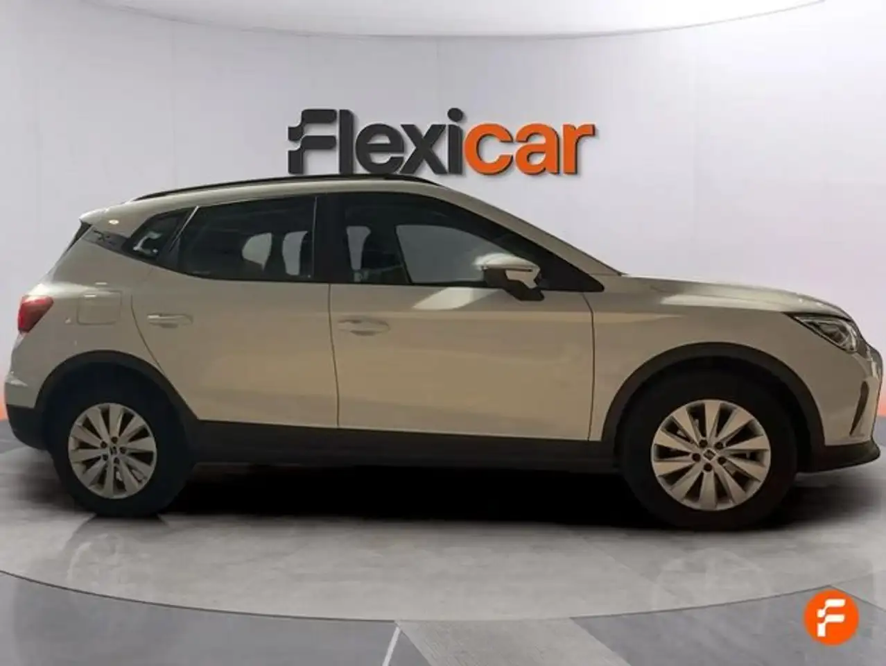SEAT Arona 1.0 TSI 85kW (115CV) DSG Style XL — معرض صور السيارة 9