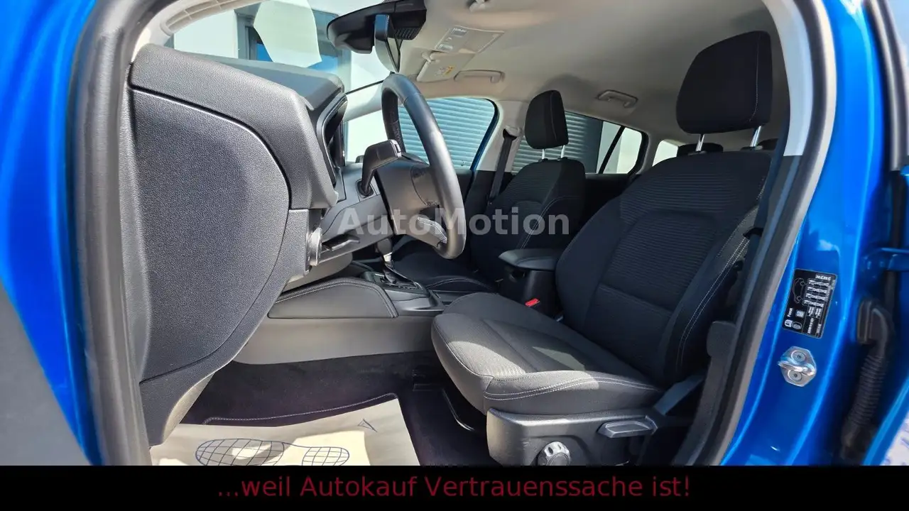 Ford Focus Turnier Titanium X*Neuwertig*LKHZ*LED*RFK* — Galerie du véhicule 8