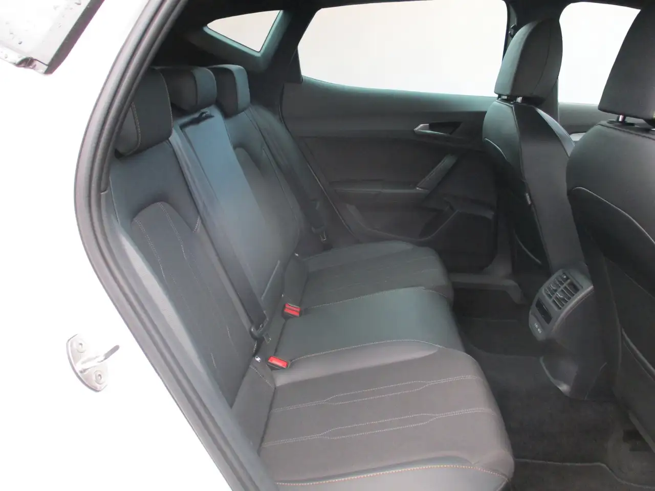 CUPRA Formentor 1.5 TSI DSG — معرض صور السيارة 15