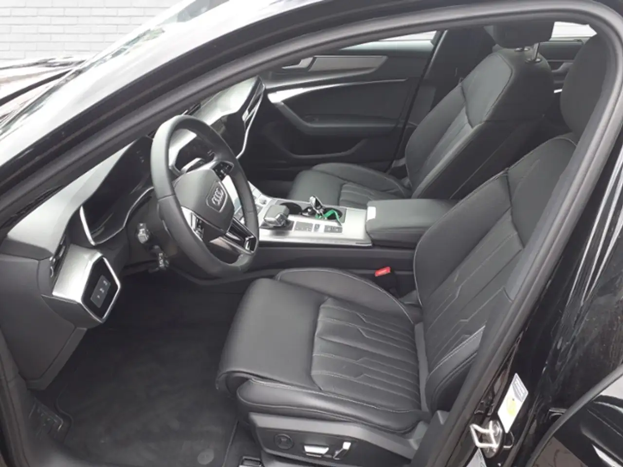 Audi A6 55 TFSI quattro S line S tronic KLIMA LED NAVI LE — معرض صور السيارة 9