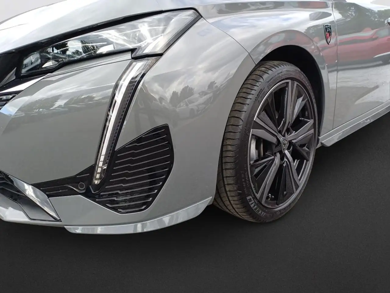 Peugeot 308 GT PureTech 130 — Galería del vehículo 11