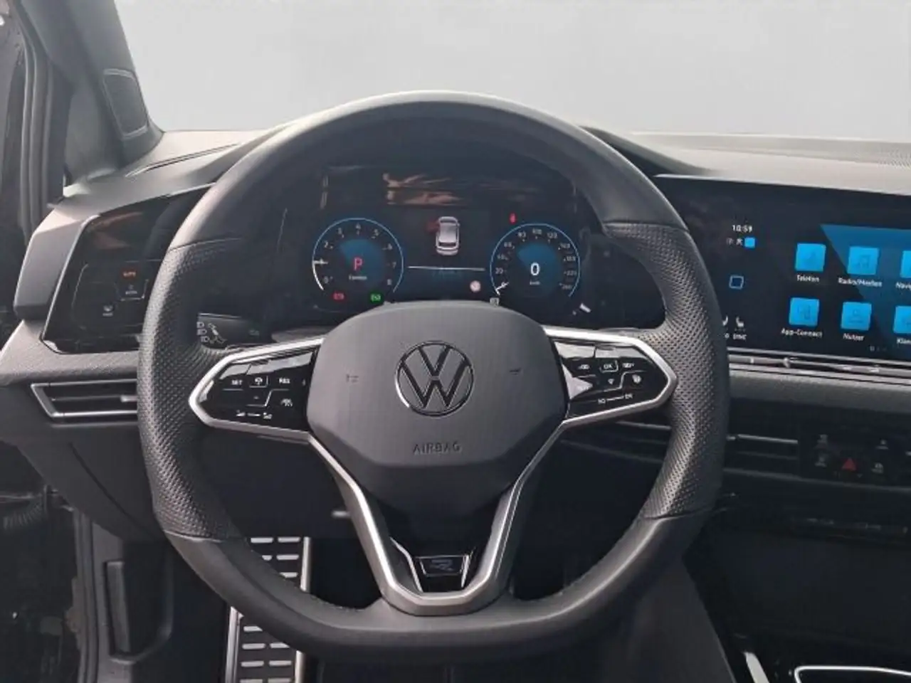 Volkswagen Golf 1.5 eTSI DSG R-LINE LED NAVI KAMERA AHK — Galerie du véhicule 9