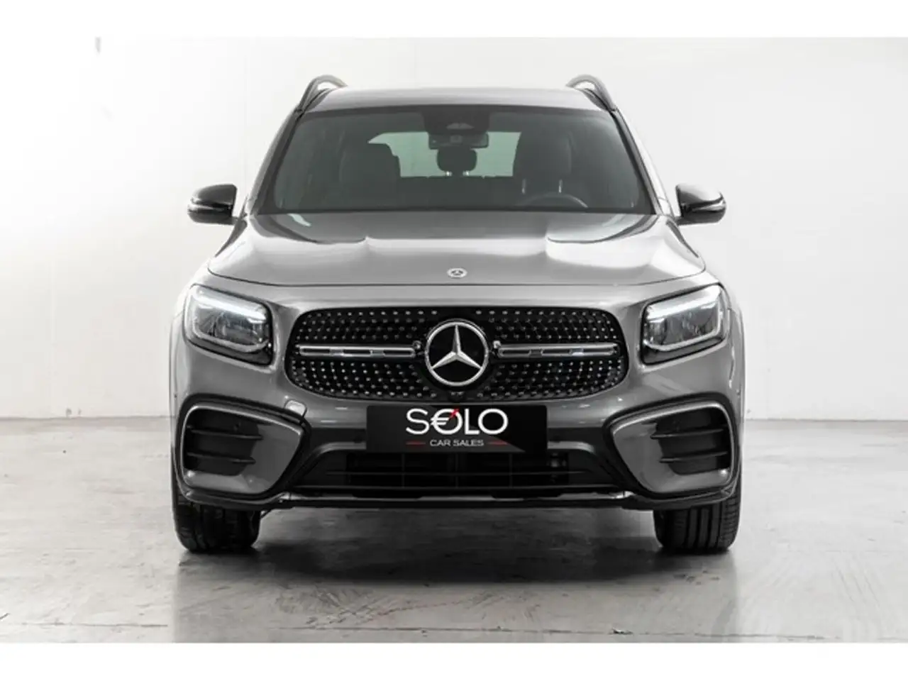 Mercedes-Benz GLB 200 d — معرض صور السيارة 2