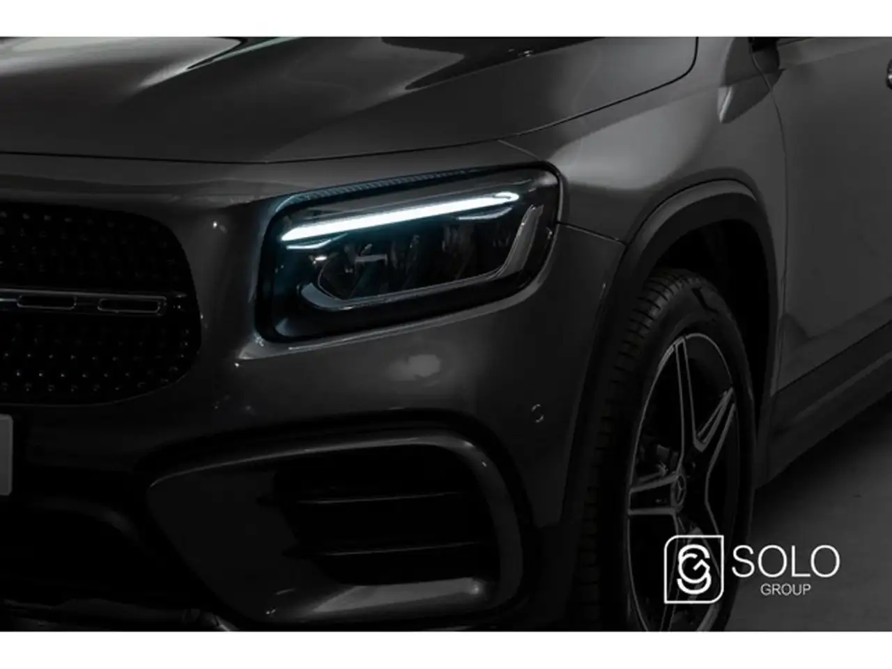 Mercedes-Benz GLB 200 d — معرض صور السيارة 4