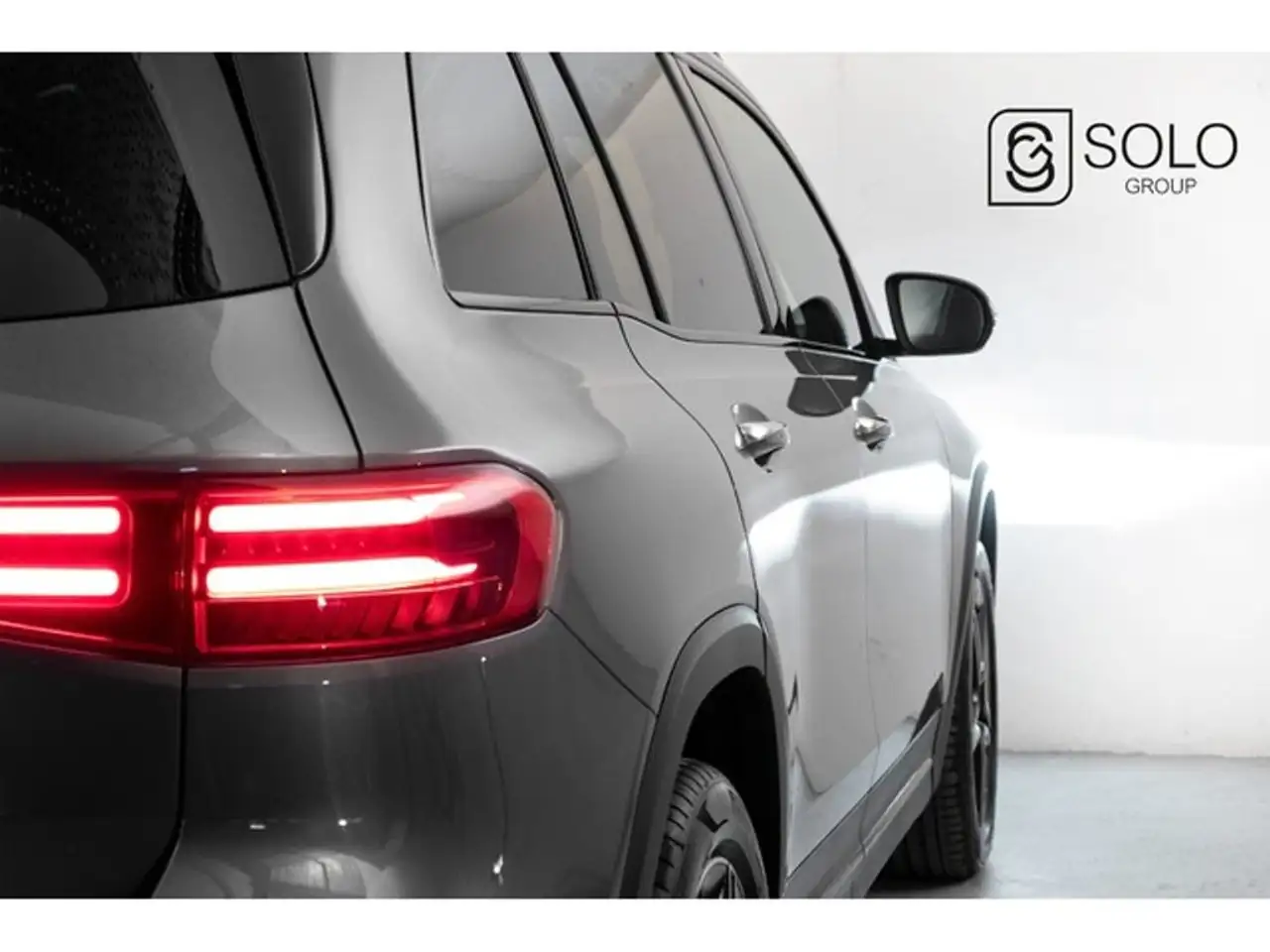 Mercedes-Benz GLB 200 d — معرض صور السيارة 10