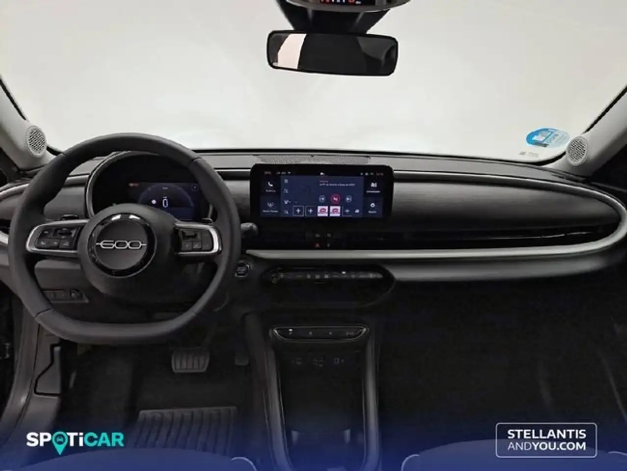 Fiat 600 MHEV 1.2 74kW (100CV) DDCT - — معرض صور السيارة 8