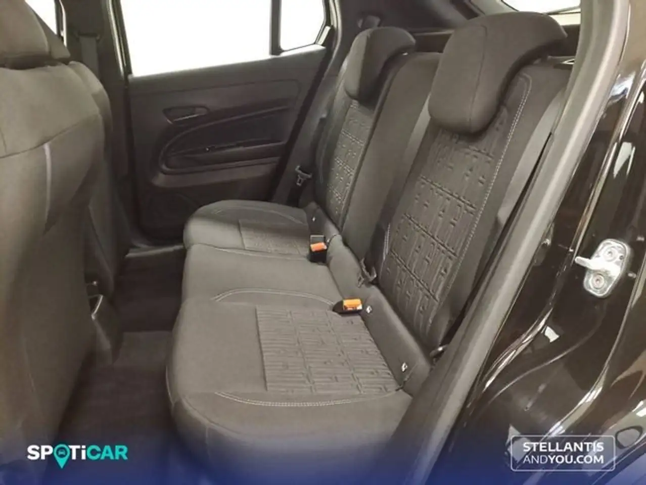Fiat 600 MHEV 1.2 74kW (100CV) DDCT - — معرض صور السيارة 10