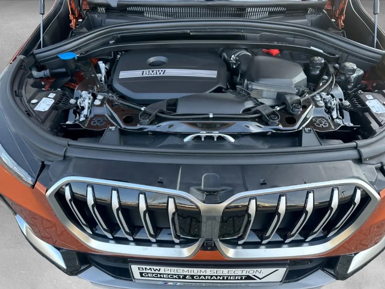 BMW X1 xDrive23i xLINE 18''LC PROF AHK HuD PANO SPORTSITZ — Galerie du véhicule 14