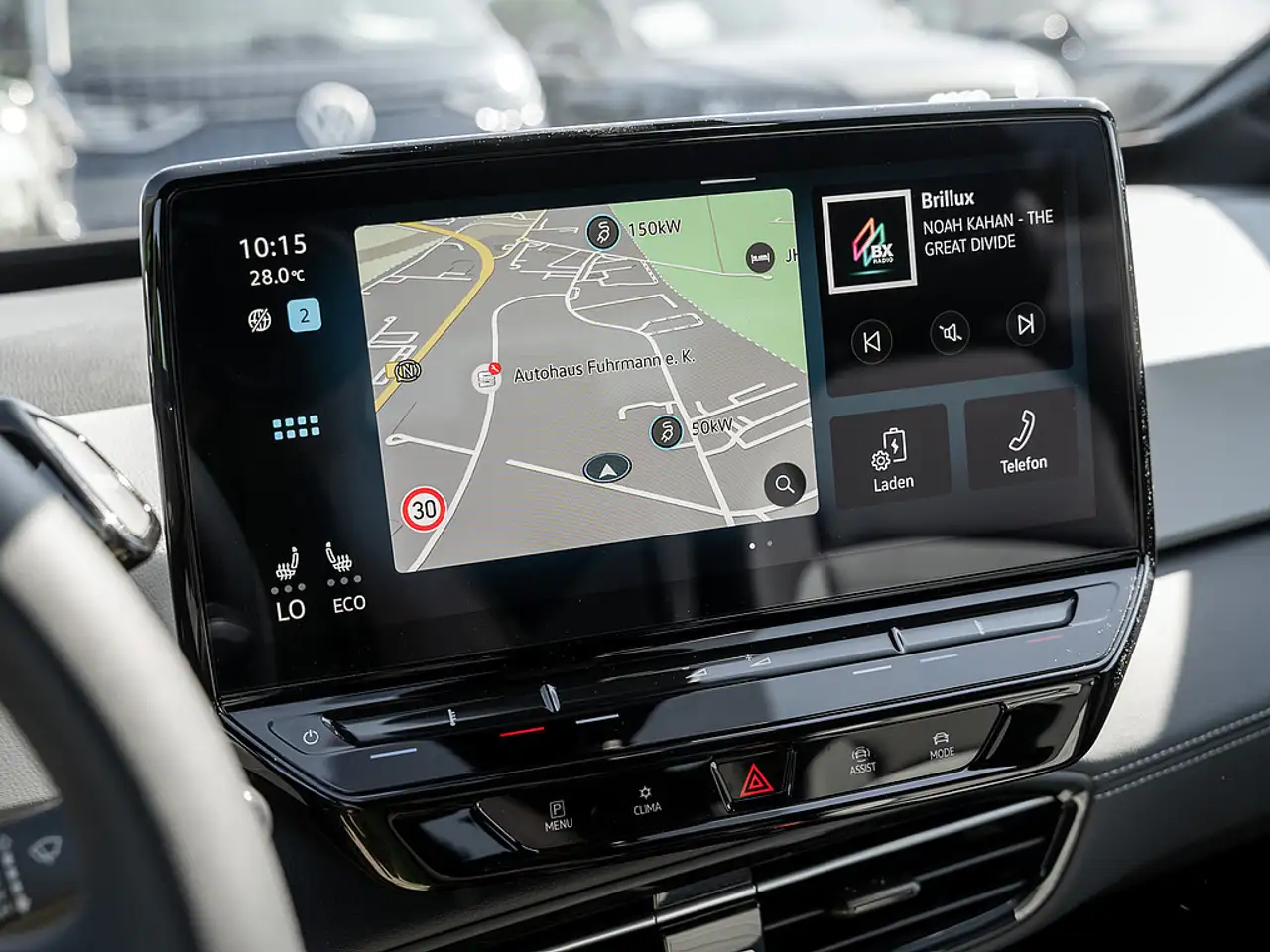 Volkswagen ID.3 Pro Move KAM LED SHZ PDC MEMORY NAVI ACC — Vehicle gallery 8