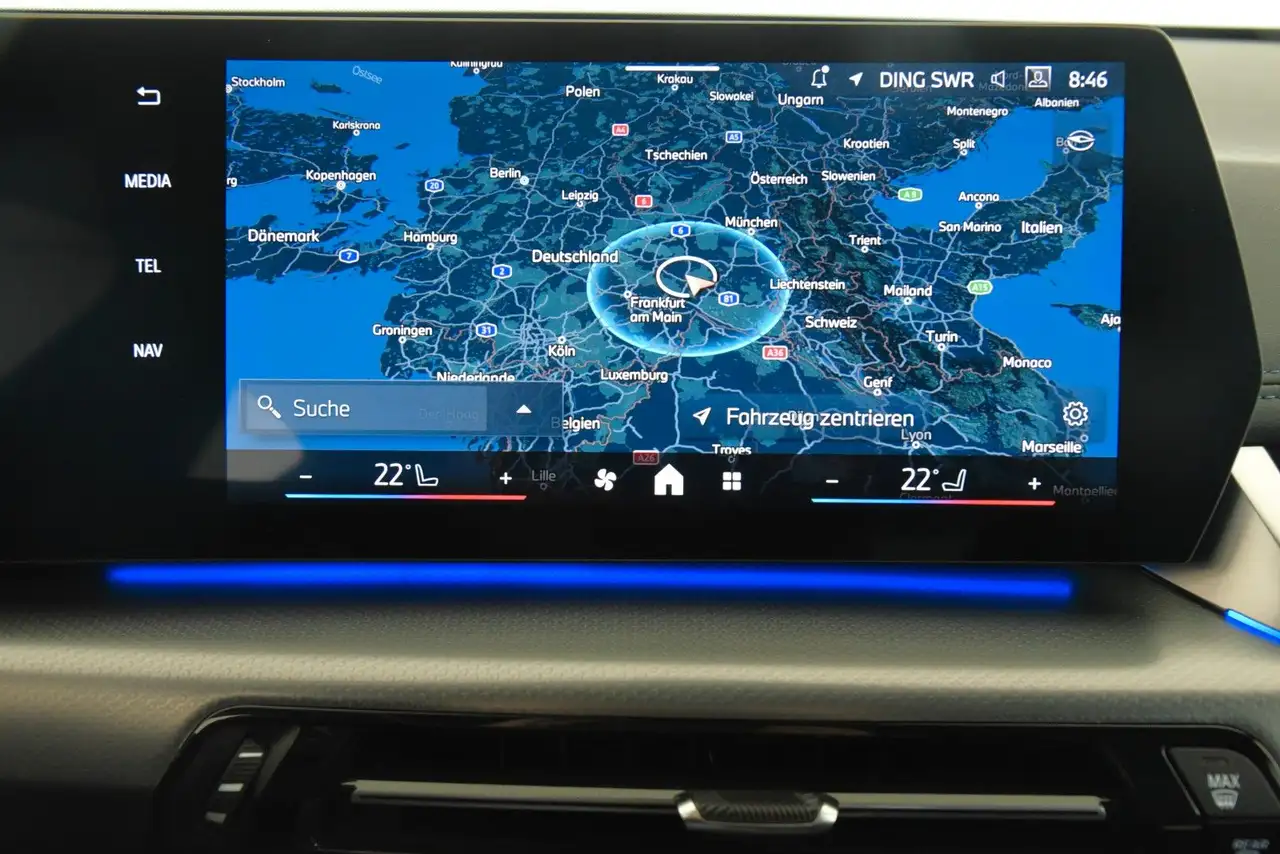 BMW iX1 xDrive30 M Sport AHK DriveAss+ Aktivsitz H+K — معرض صور السيارة 12