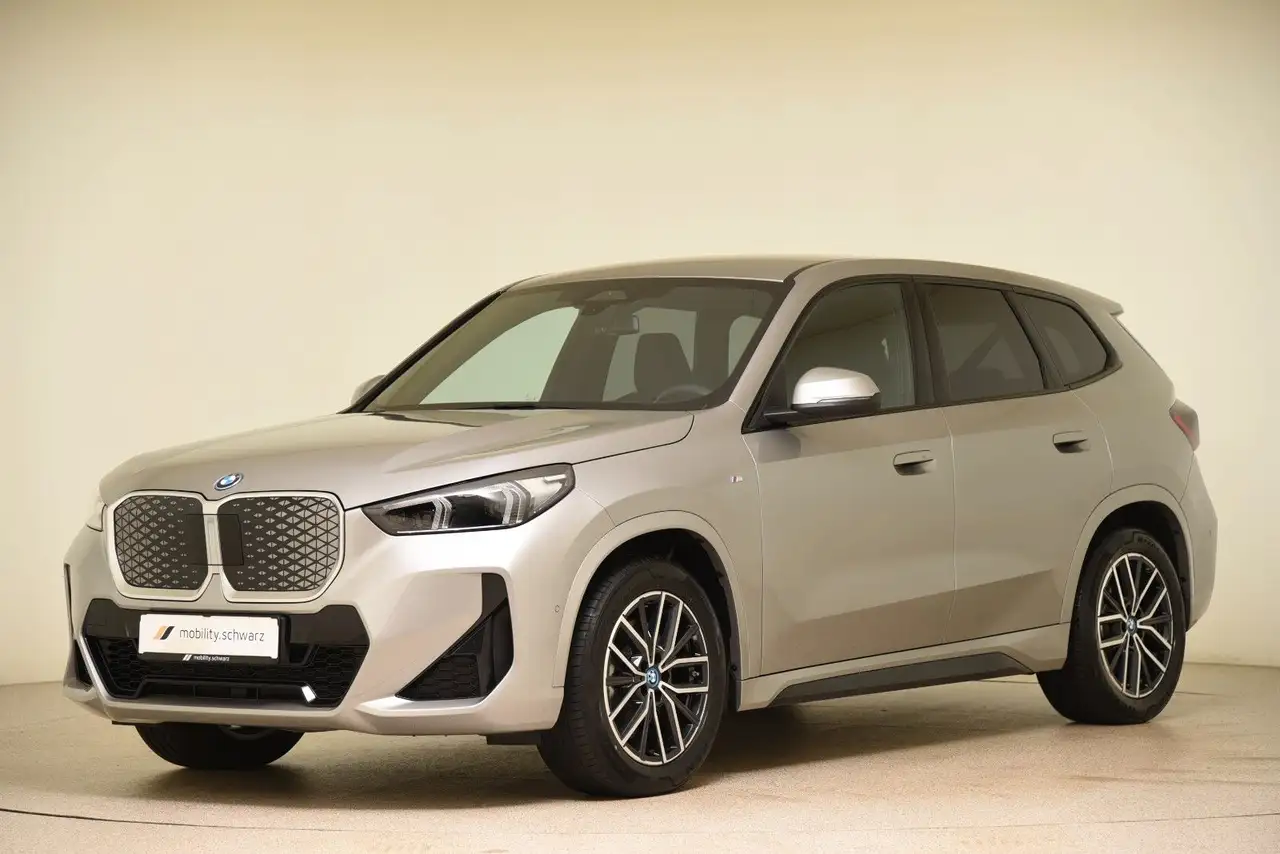 BMW iX1 xDrive30 M Sport AHK DriveAss+ Aktivsitz H+K — Ellhofen