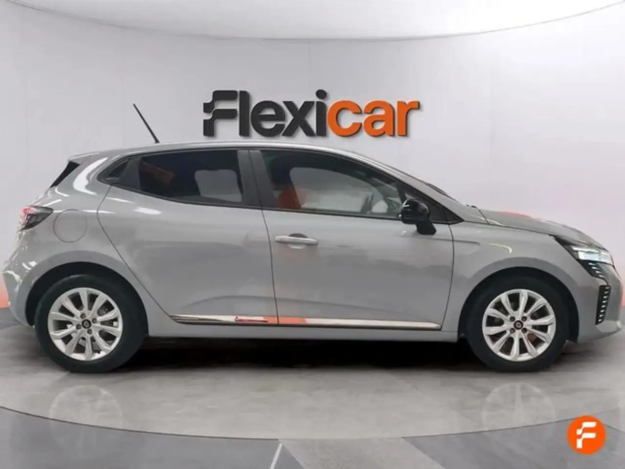 Renault Clio Techno TCe 90 (67kw) — معرض صور السيارة 2