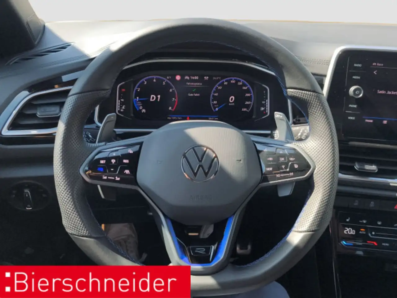Volkswagen T-Roc 2.0 TSI DSG 4Mo R AKRA MATRIX DCC 19 — Vehicle gallery 12