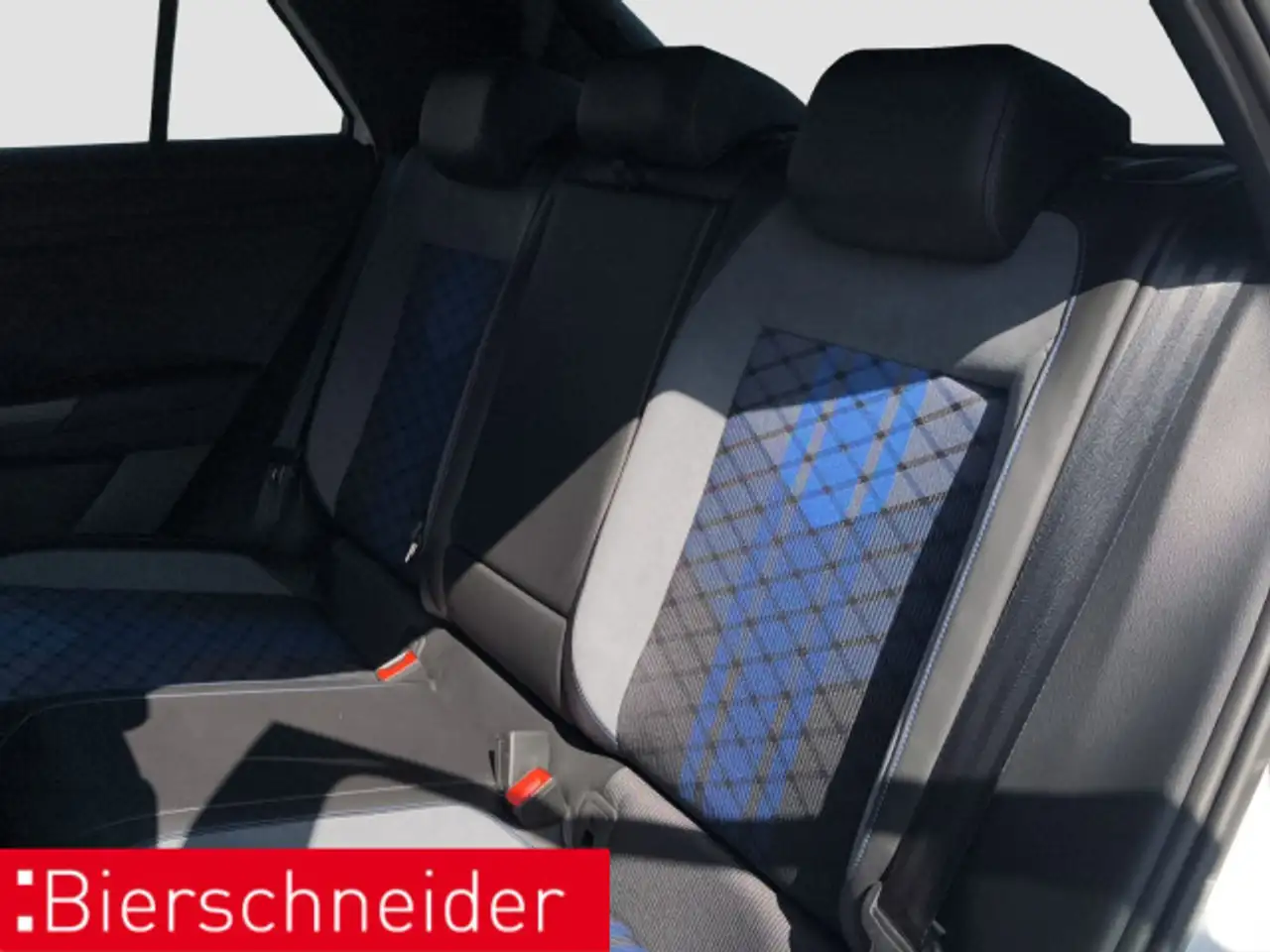 Volkswagen T-Roc 2.0 TSI DSG 4Mo R AKRA MATRIX DCC 19 — Vehicle gallery 14