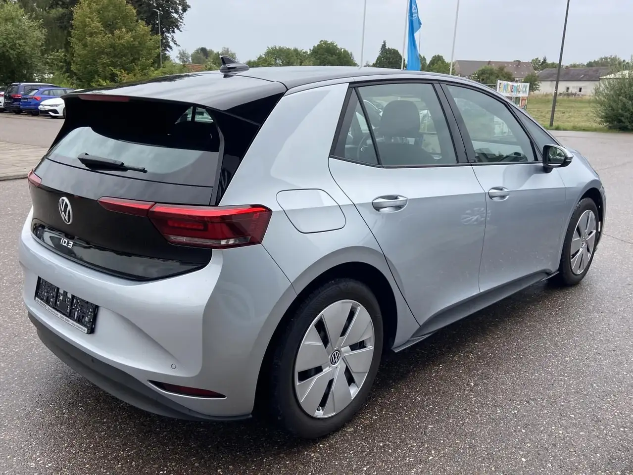 Volkswagen ID.3 Pro FACELIFT WÄRMEPUMPE+APP-CONNECT+NAVI+C — معرض صور السيارة 5