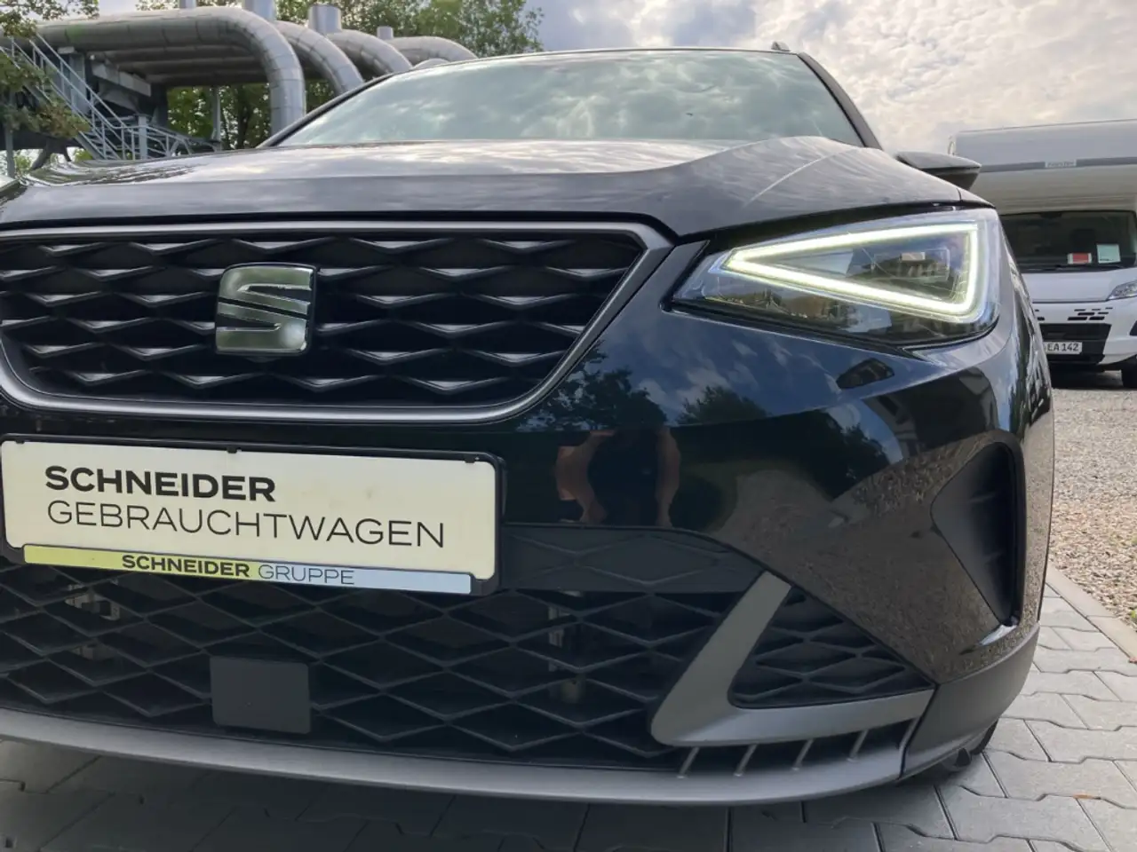 SEAT Arona 1.0 TSI FR ACC+NAVIGATION+SHZ+LED+DAB+PDC — Vehicle gallery 37