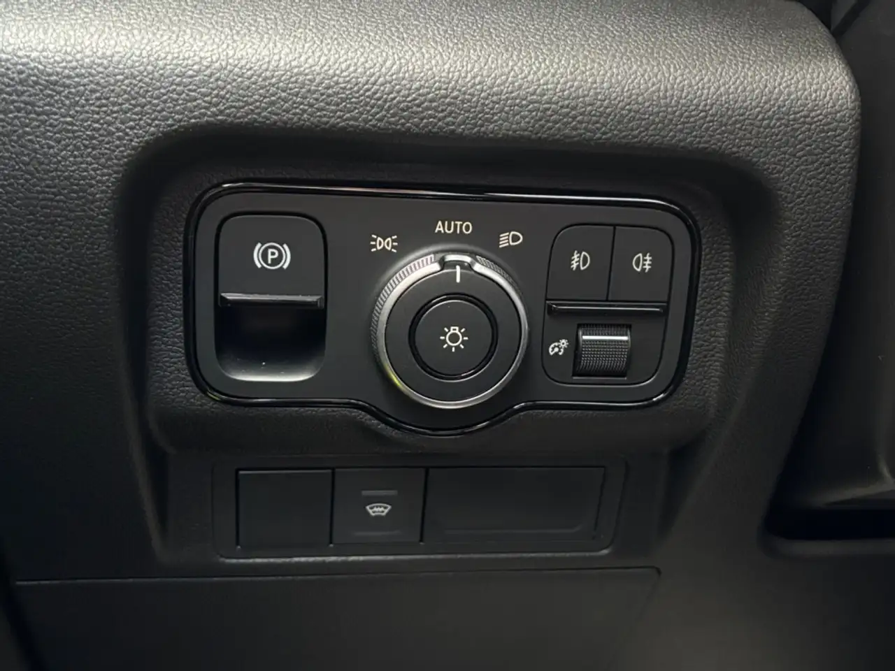 Mercedes-Benz Citan Kasten lang MBUX|TEMP|AHK|KAM|LED|NAVI — Galería del vehículo 16
