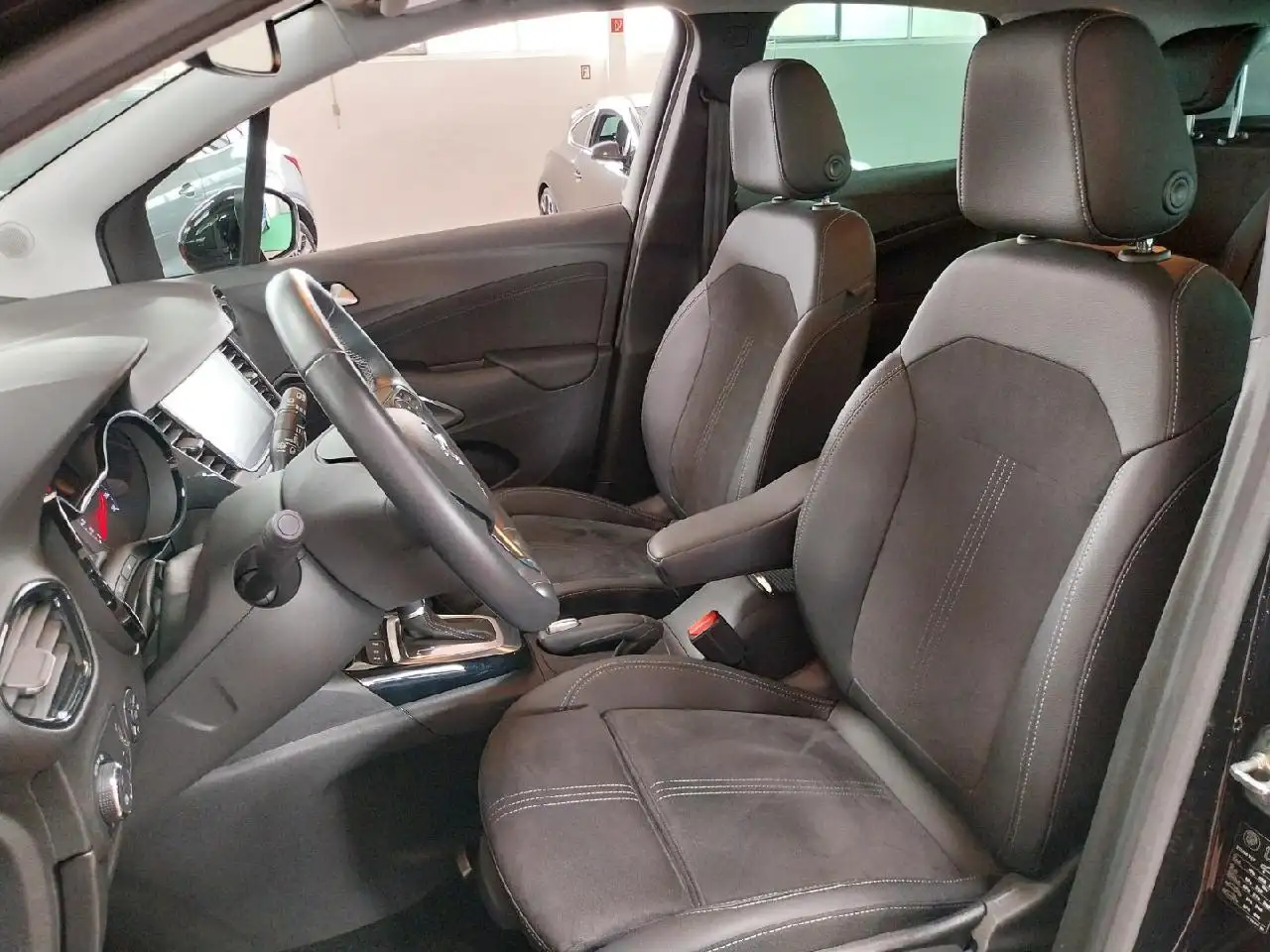 Opel Crossland Ultimate-Paket Komfort-Paket Head-Up Nav uvm — Vehicle gallery 12