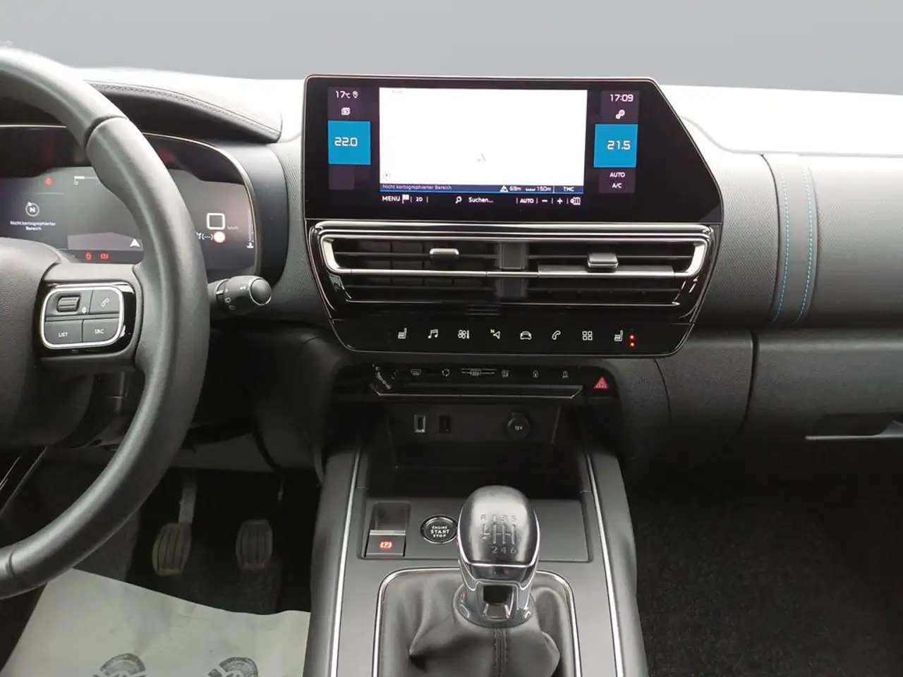 Citroen C5 Aircross PureTech 130 Plus — Vehicle gallery 12