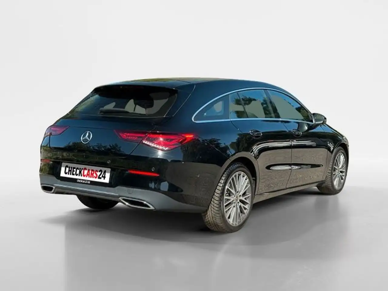 Mercedes-Benz Sonstige CLA 180 Shooting Brake — Galería del vehículo 3