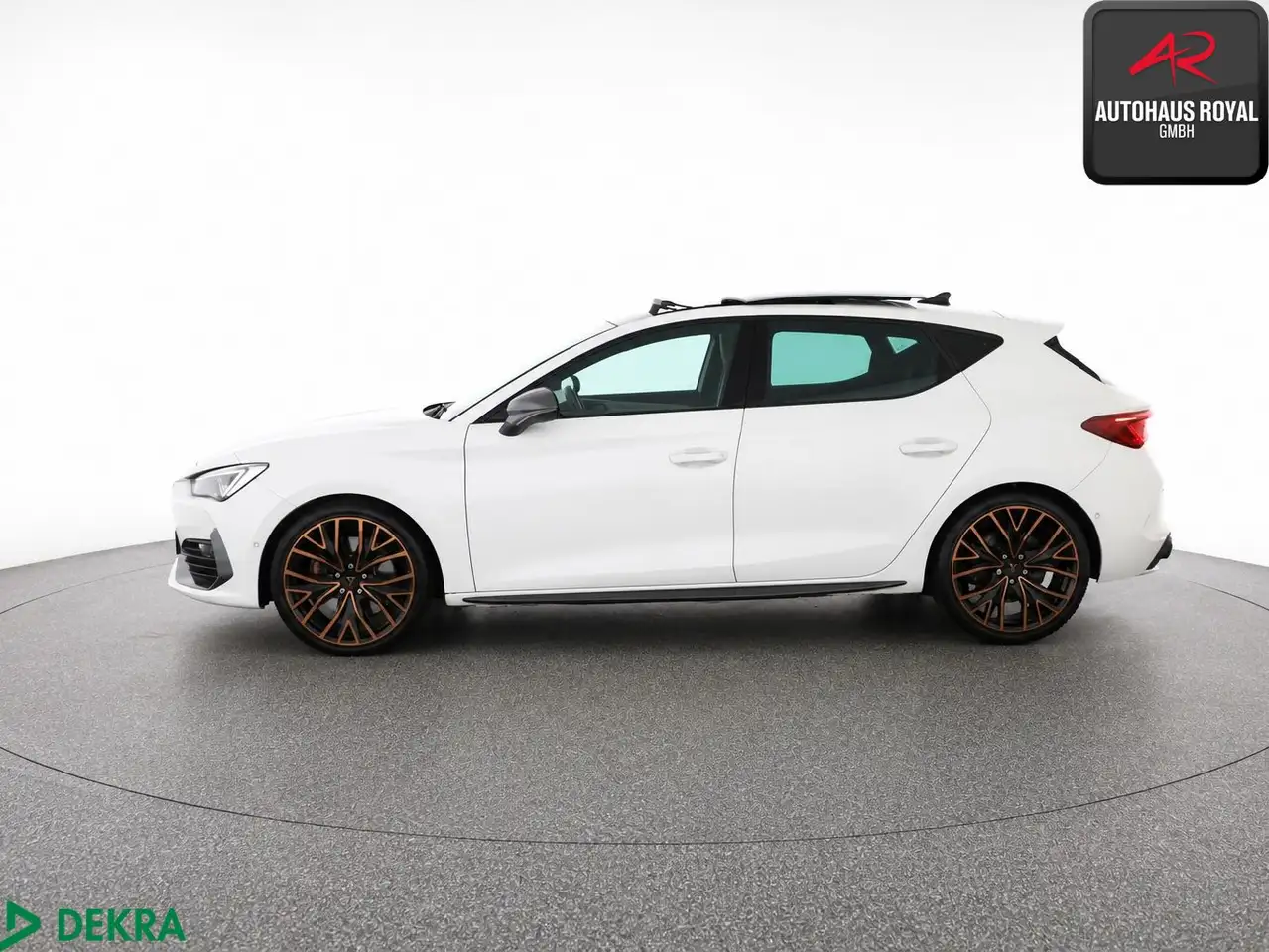 CUPRA Leon 2.0 TSI VZ PANO,MATRIX,BEATS,KAMERA,MEMORY — Galerie du véhicule 2