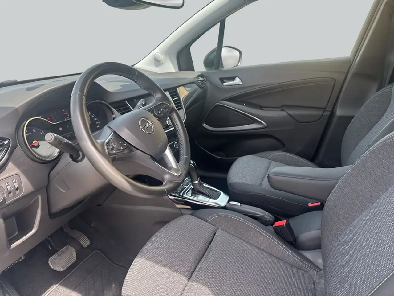 Opel Crossland Crossland 1.2 Automatik Elegance Paket — Galerie du véhicule 10