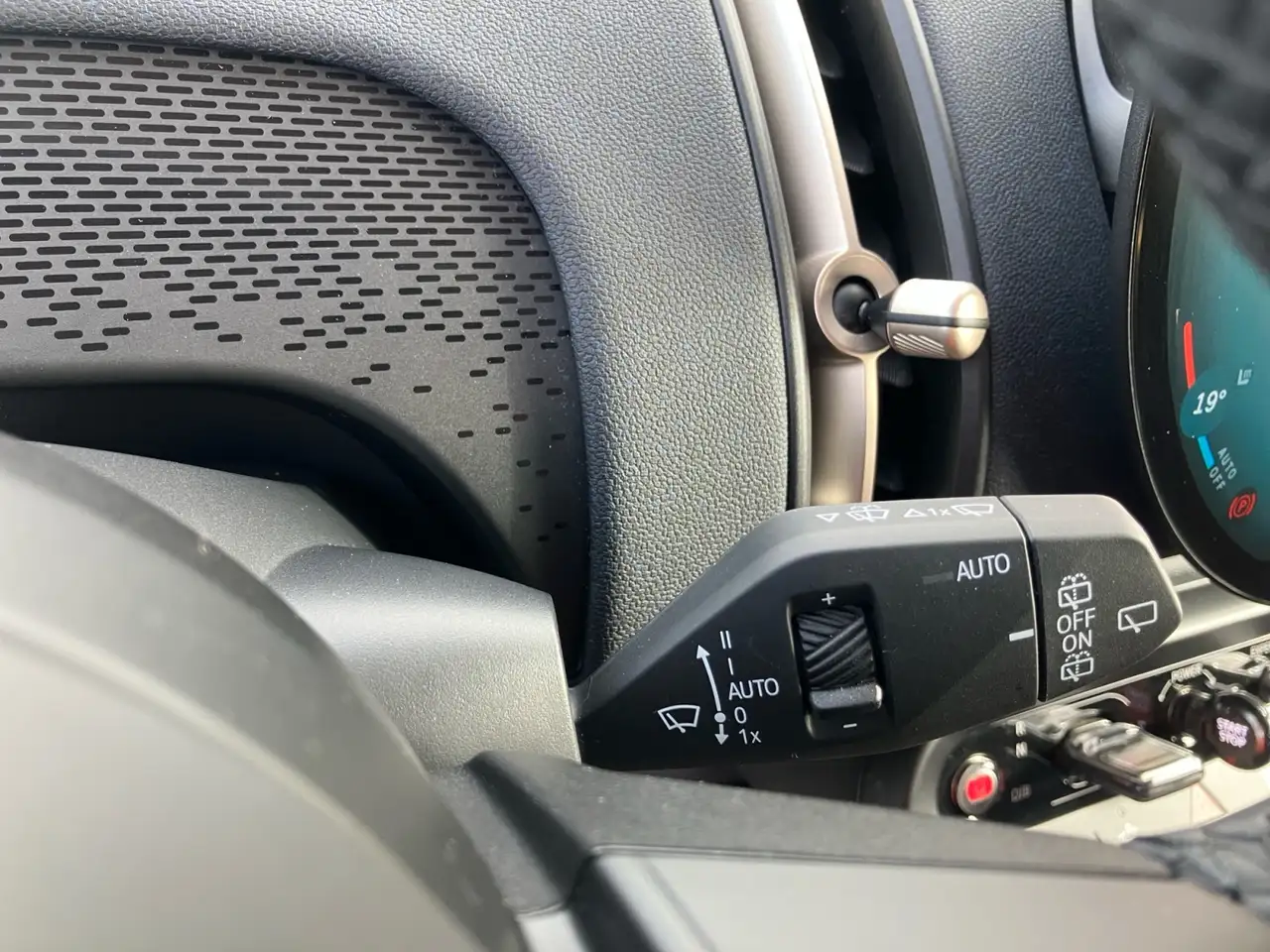 MINI Cooper Countryman Elektro Essential Trim 5-Türer - inkl. Haustürlief — Galerie du véhicule 15