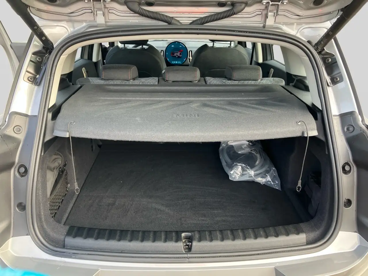 MINI Cooper Countryman Elektro Essential Trim 5-Türer - inkl. Haustürlief — Galerie du véhicule 14