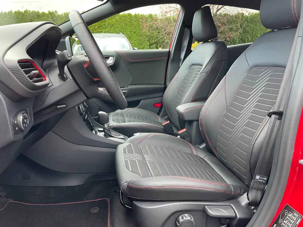 Ford Puma 1.0 EcoBoost Hybrid Aut. ST-Line X Navi/B&O — Galerie du véhicule 13