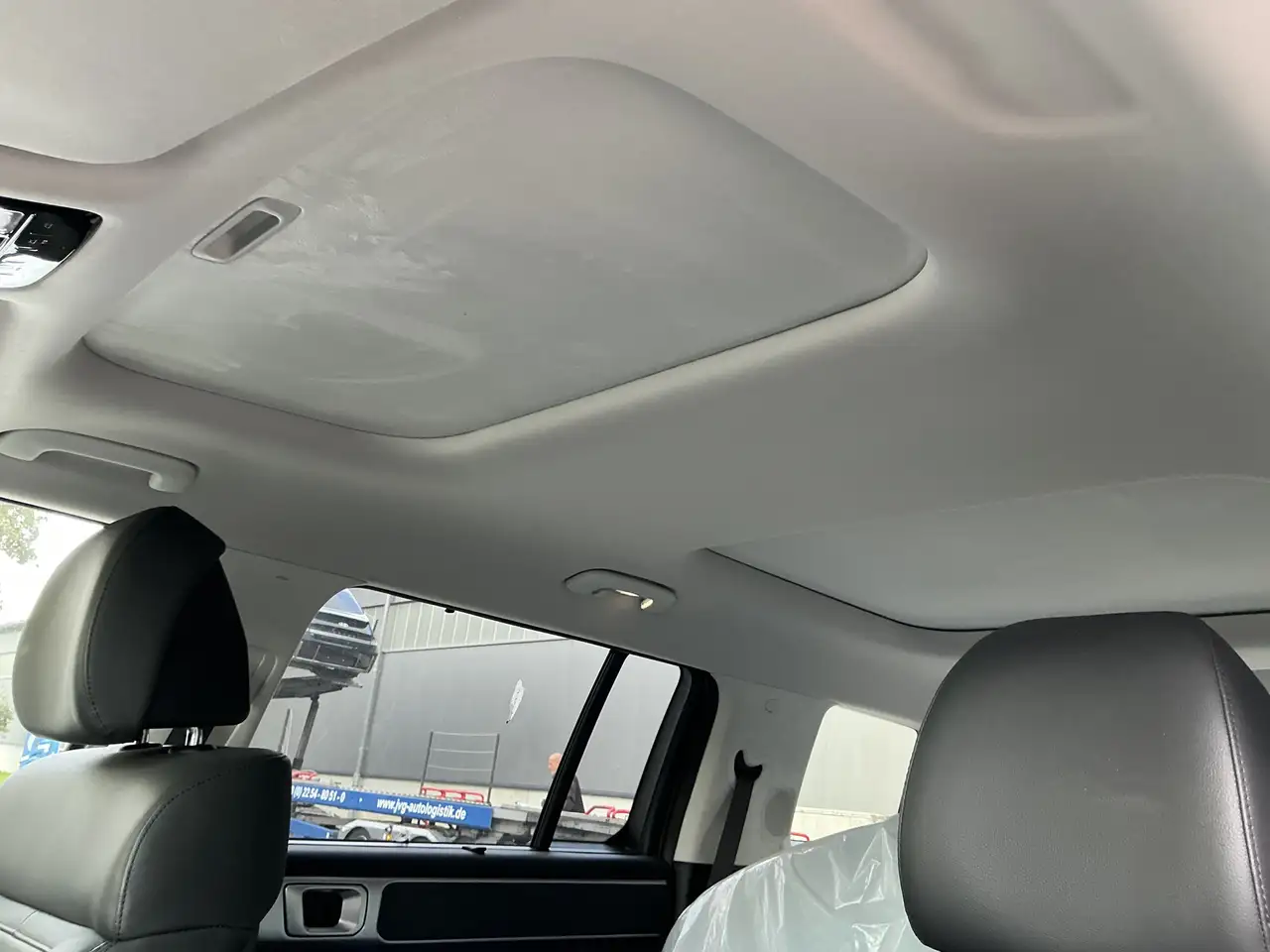 Hyundai SANTA FE Hybrid Signature Leder BOSE Memory Pano — معرض صور السيارة 10