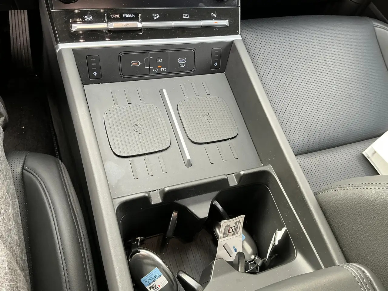 Hyundai SANTA FE Hybrid Signature Leder BOSE Memory Pano — معرض صور السيارة 18