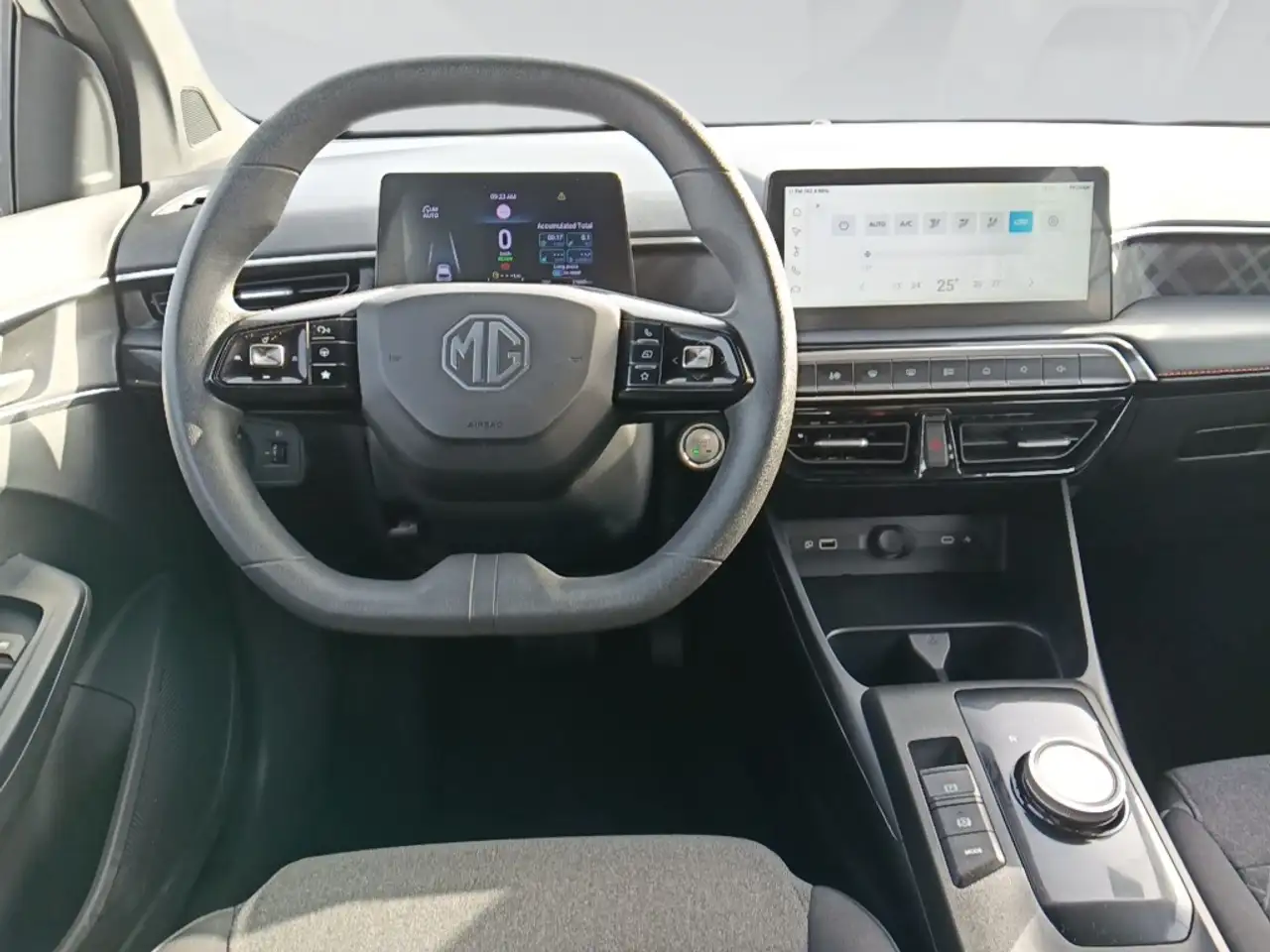 MG MG3 3 3 1.5 HEV COMFORT 195 5P — معرض صور السيارة 19
