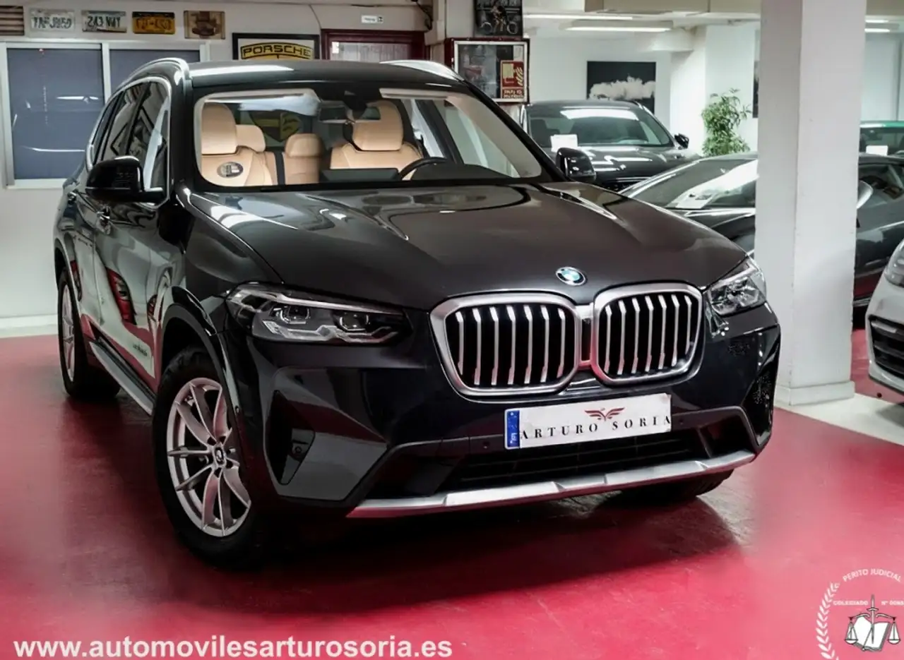 BMW X3 xDrive 20dA — معرض صور السيارة 3