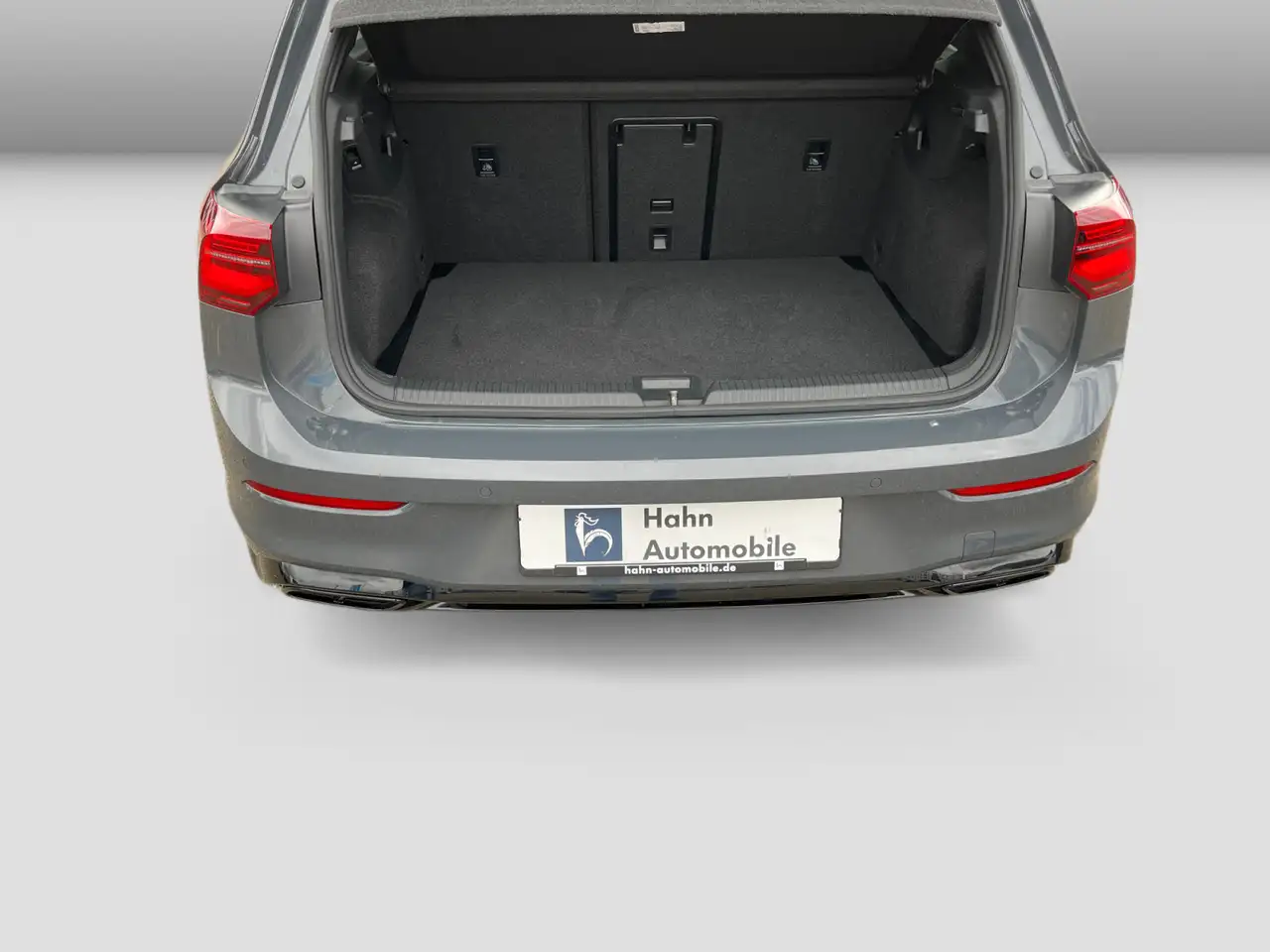 Volkswagen Golf 1.5eTSI DSG R-Line AHK Matrix Navi Cam ACC — Vehicle gallery 12