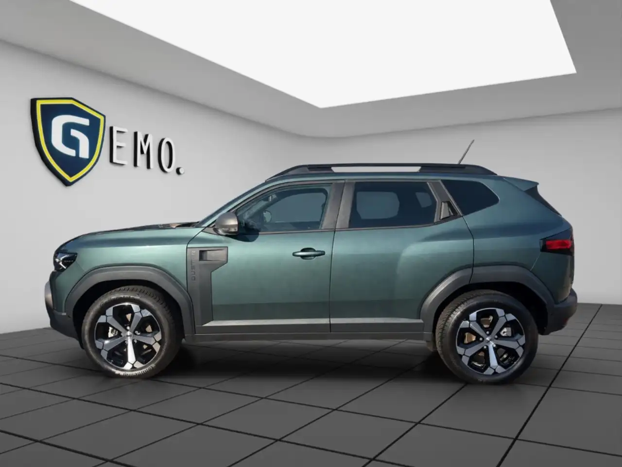 Dacia Duster III Hybrid 140 Journey AHK NAVI ACC RFK DAB — معرض صور السيارة 4