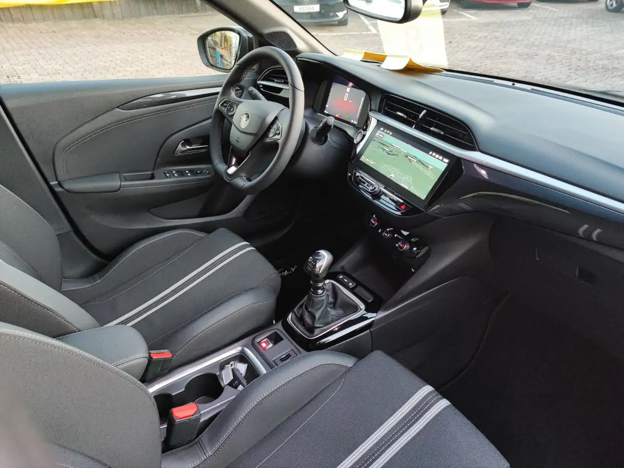 Opel Corsa F GS Facelift +LED+180-Kamera+SHZ+PDC+NAVI — Galería del vehículo 16