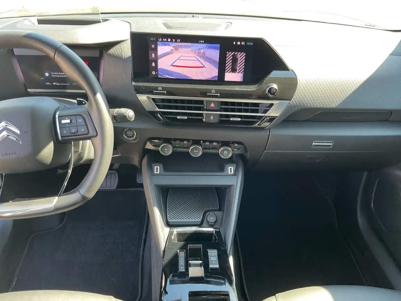 Citroen C4 X 1.2 PureTech 130 S&S Max Navi,Kamera,PDC — Vehicle gallery 13